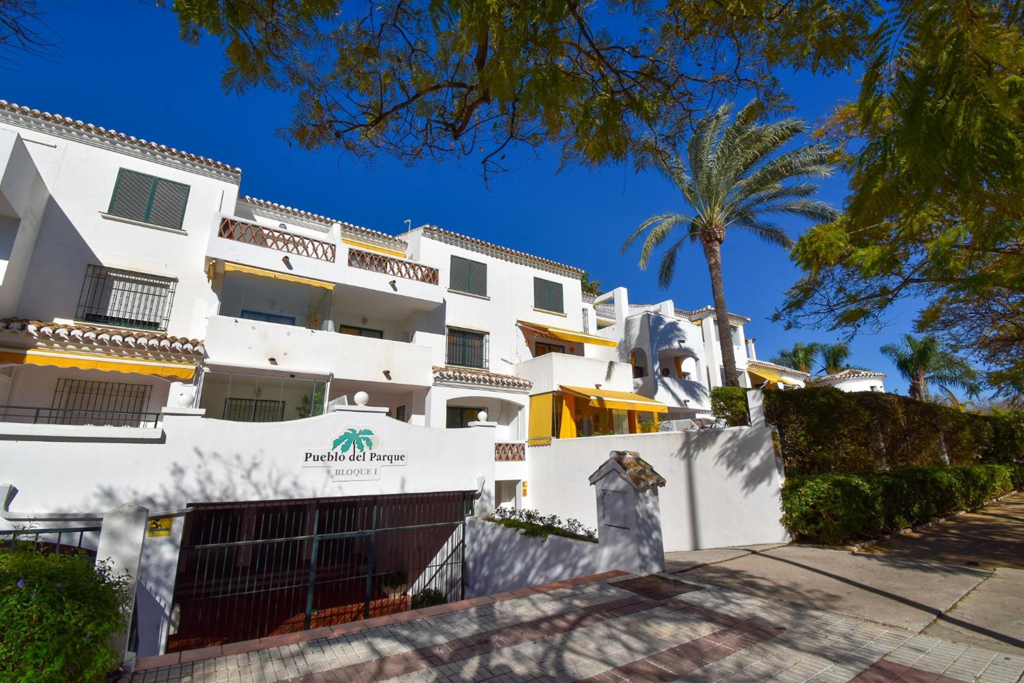 Appartement Urb Pueblo Del Parque, Luxury 2 Bedroom Apartment. Fantastic Location. *